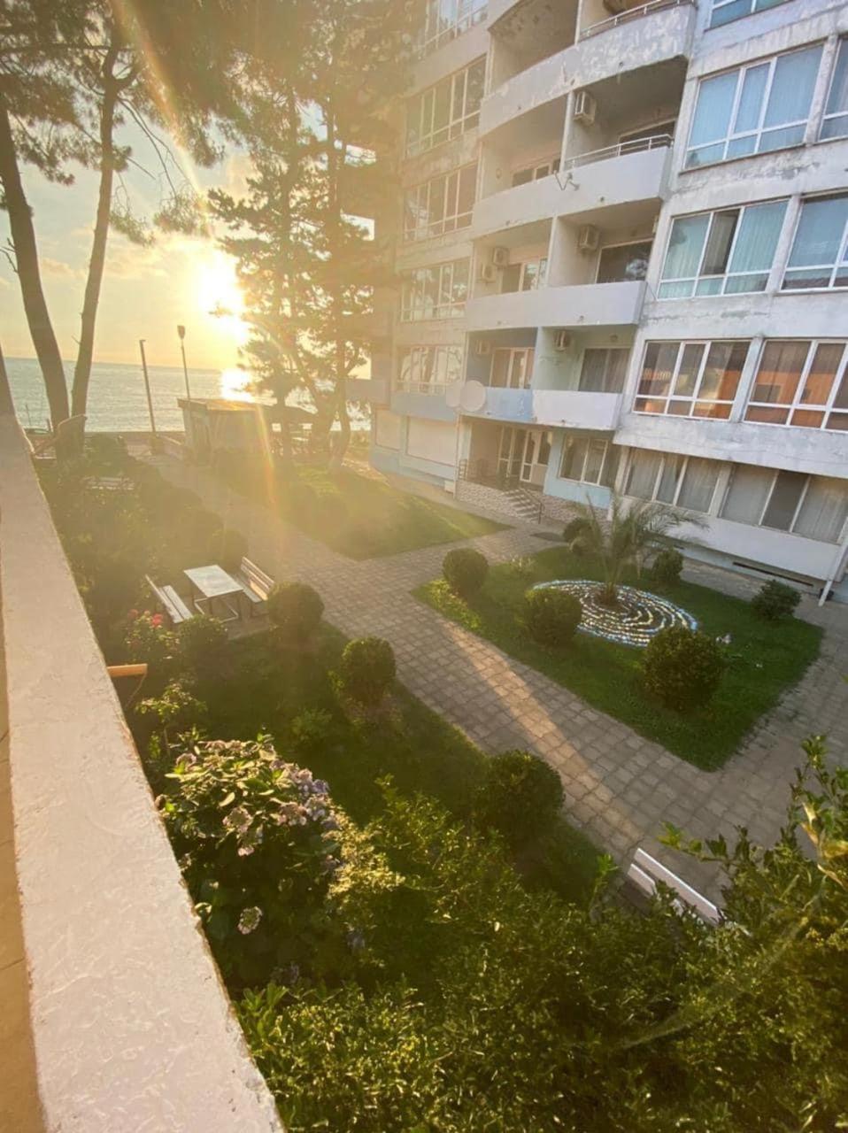 Guest House Orange Kobuleti Exterior photo